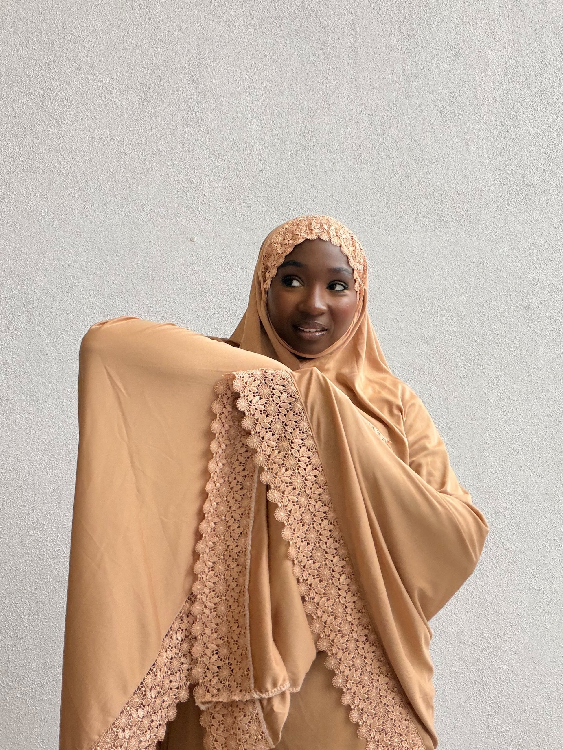 Robe Malaisienne Brodée Lycra